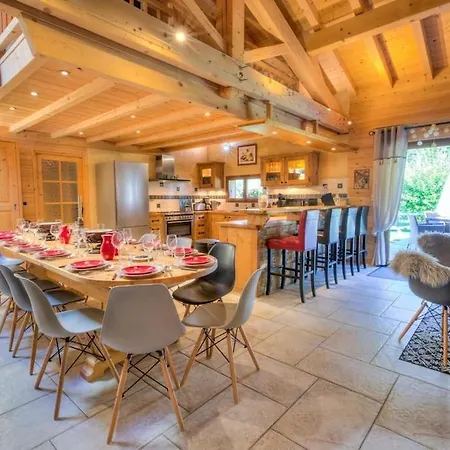 Anna - - Bo Immobilier - Reduced Prices On Passes & Portes Du Soleil Chalet